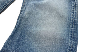ビンテージ加工　バギーデニムパンツ Whisker Baggy Denim Pants (WOMENS)　ディテールカット　２　株式会社DOORS（ドアーズ）