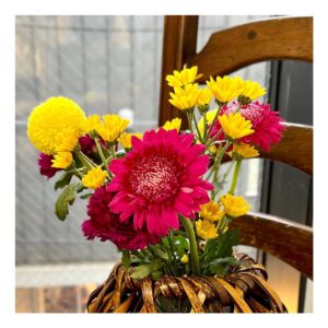 商談スペース　週替わり　花 5　株式会社DOORS（ドアーズ）