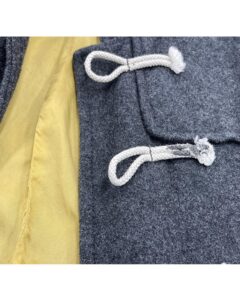 メルトンウール素材　ダッフルコート　ディテールカット１　株式会社DOORS（ドアーズ）